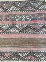 Selendi Kilimi oldcarpetrug.com