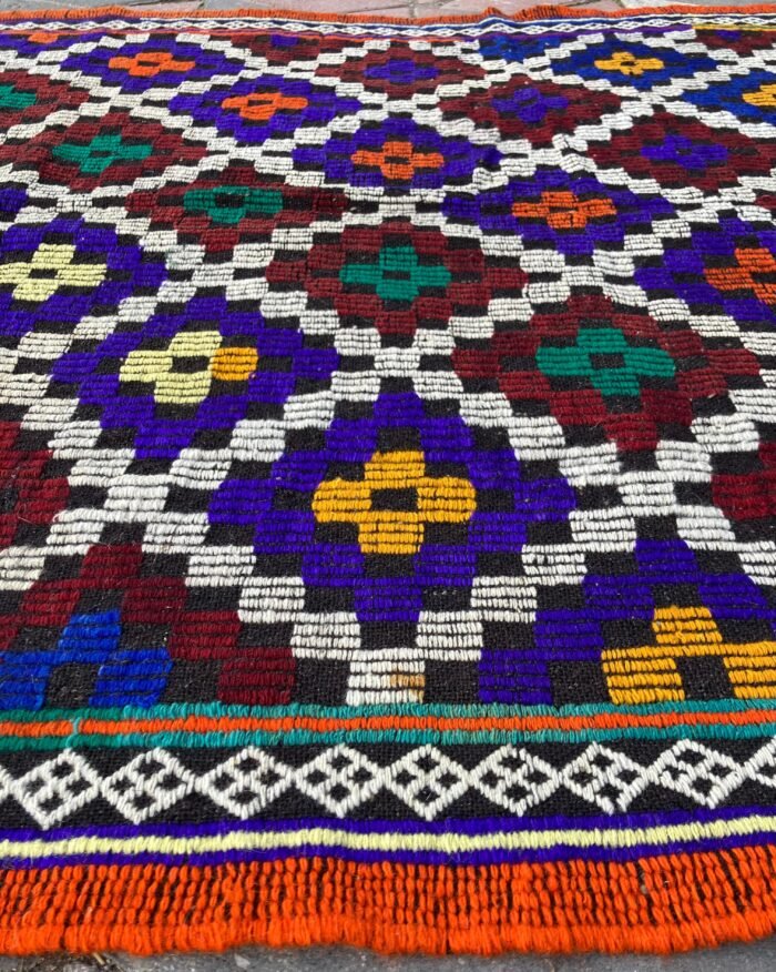 Balıkesir Kıl Kilimi oldcarpetrug.com