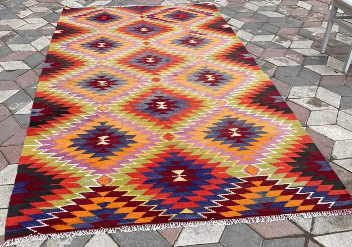 Mersin Yörük Kilimi oldcarpetrug.com