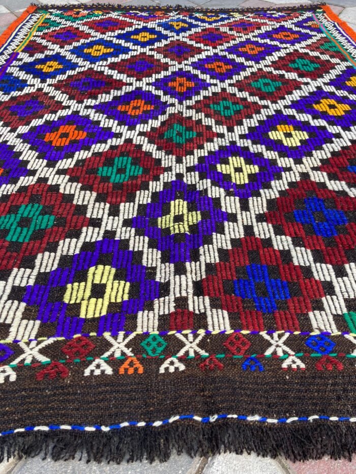 Balıkesir Kıl Kilimi oldcarpetrug.com
