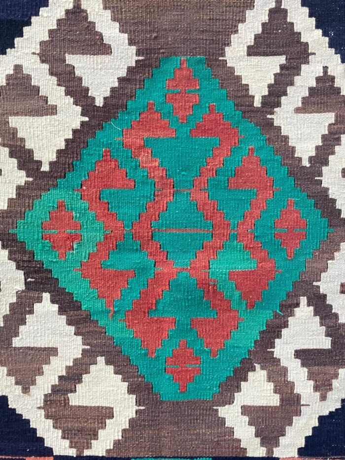 Kütahya Karakeçili Kilimi oldcarpetrug.com