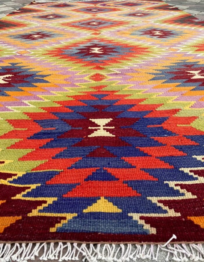 Mersin Yörük Kilimi oldcarpetrug.com