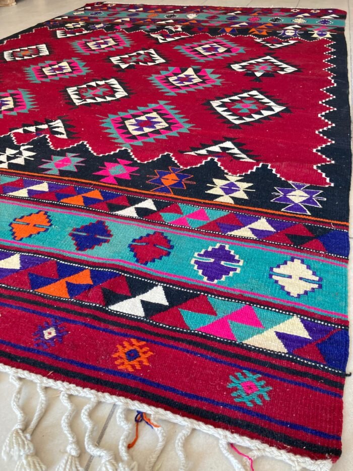 Dursunbey Kilimi oldcarpetrug.com