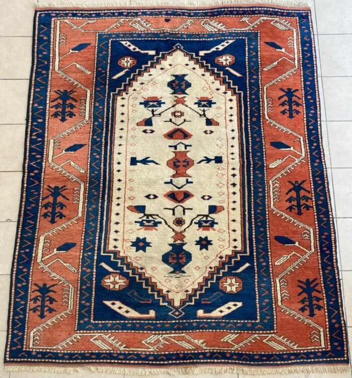 Balıkesir Korucu Halısı oldcarpetrug.com